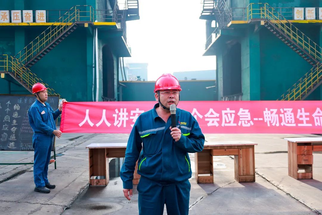 1719284712632256twNF.jpg 2.jpg